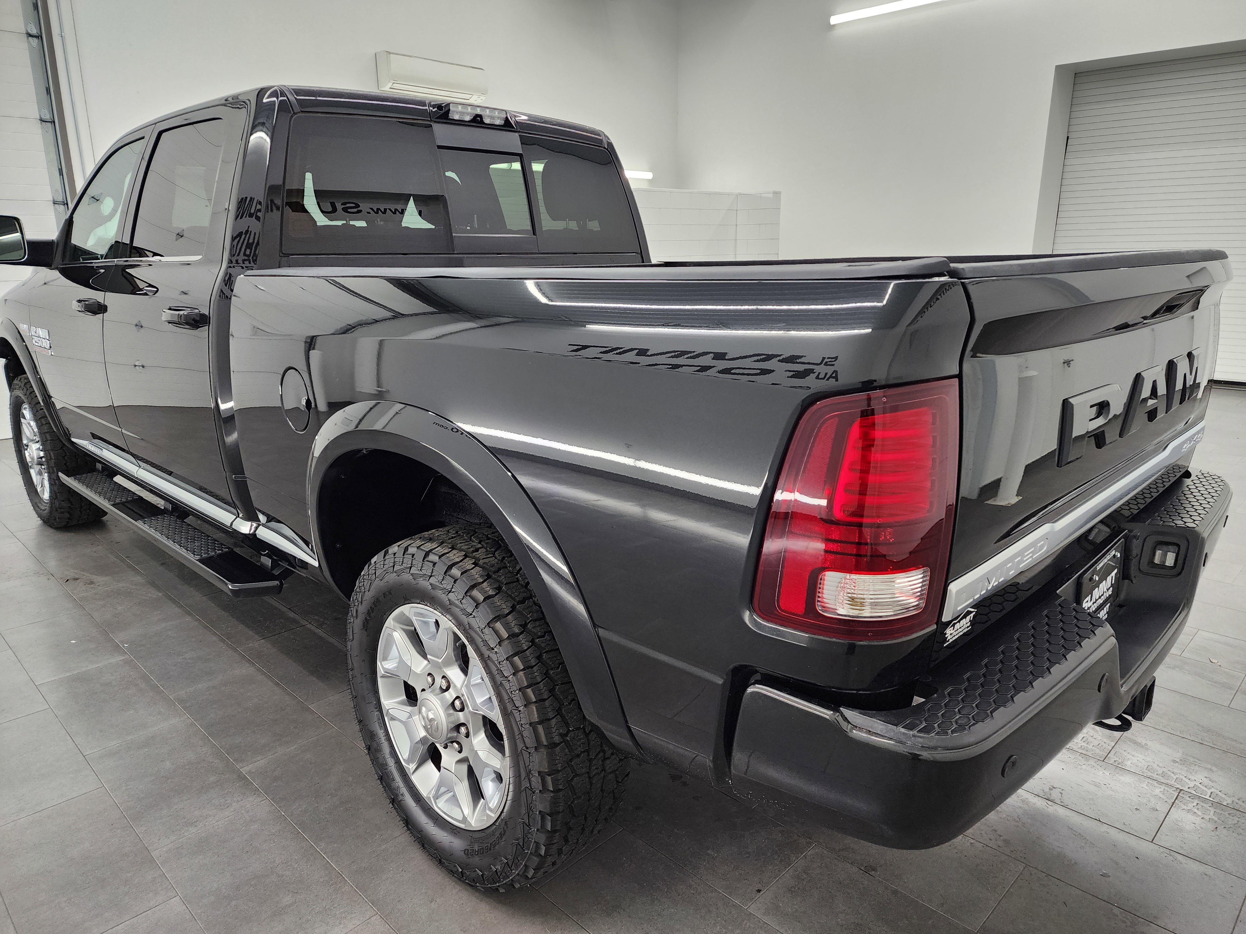 Used 2018 RAM 2500 Limited image 6