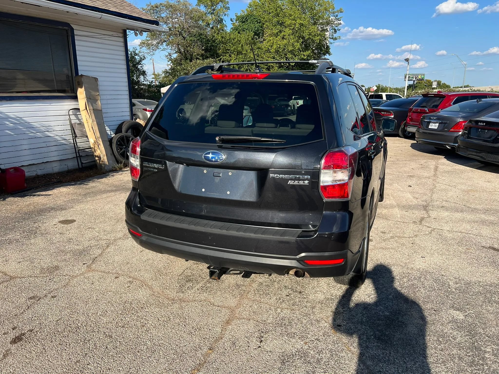 Used 2015 Subaru Forester 2.5i Premium w/ All-Weather Package AWD/4WD image 4