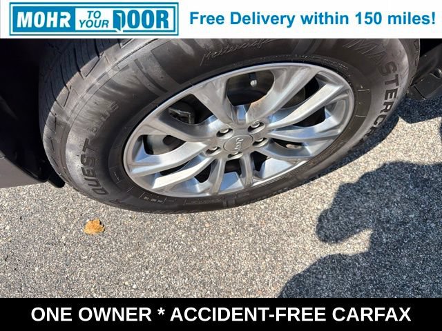Used 2021 Jeep Cherokee Latitude Lux w/ Comfort/Convenience Group AWD/4WD image 11