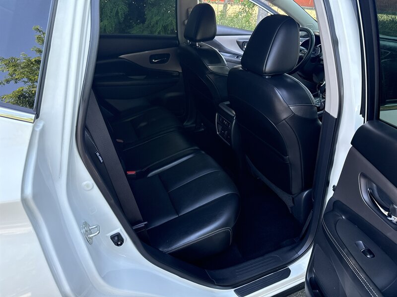 Used 2019 Nissan Murano SL AWD/4WD image 18