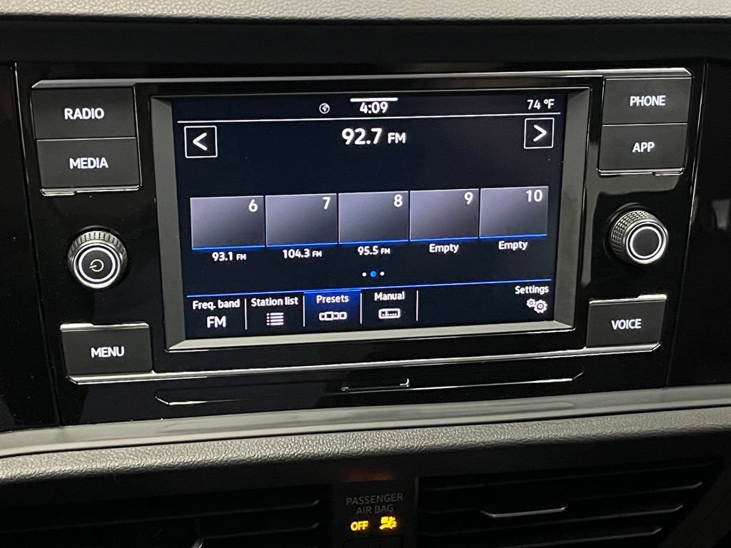 Used 2024 Volkswagen Jetta Sport FWD image 25