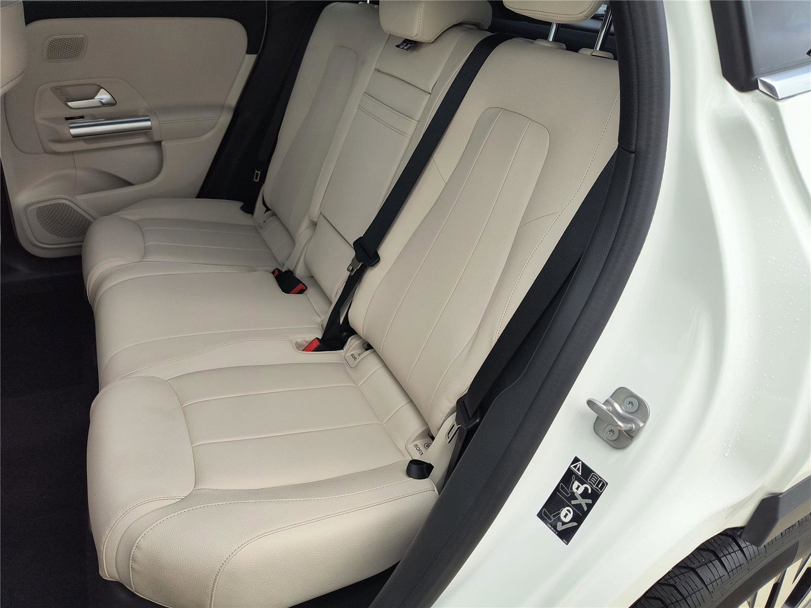 New 2025 Mercedes-Benz GLA 250 image 25