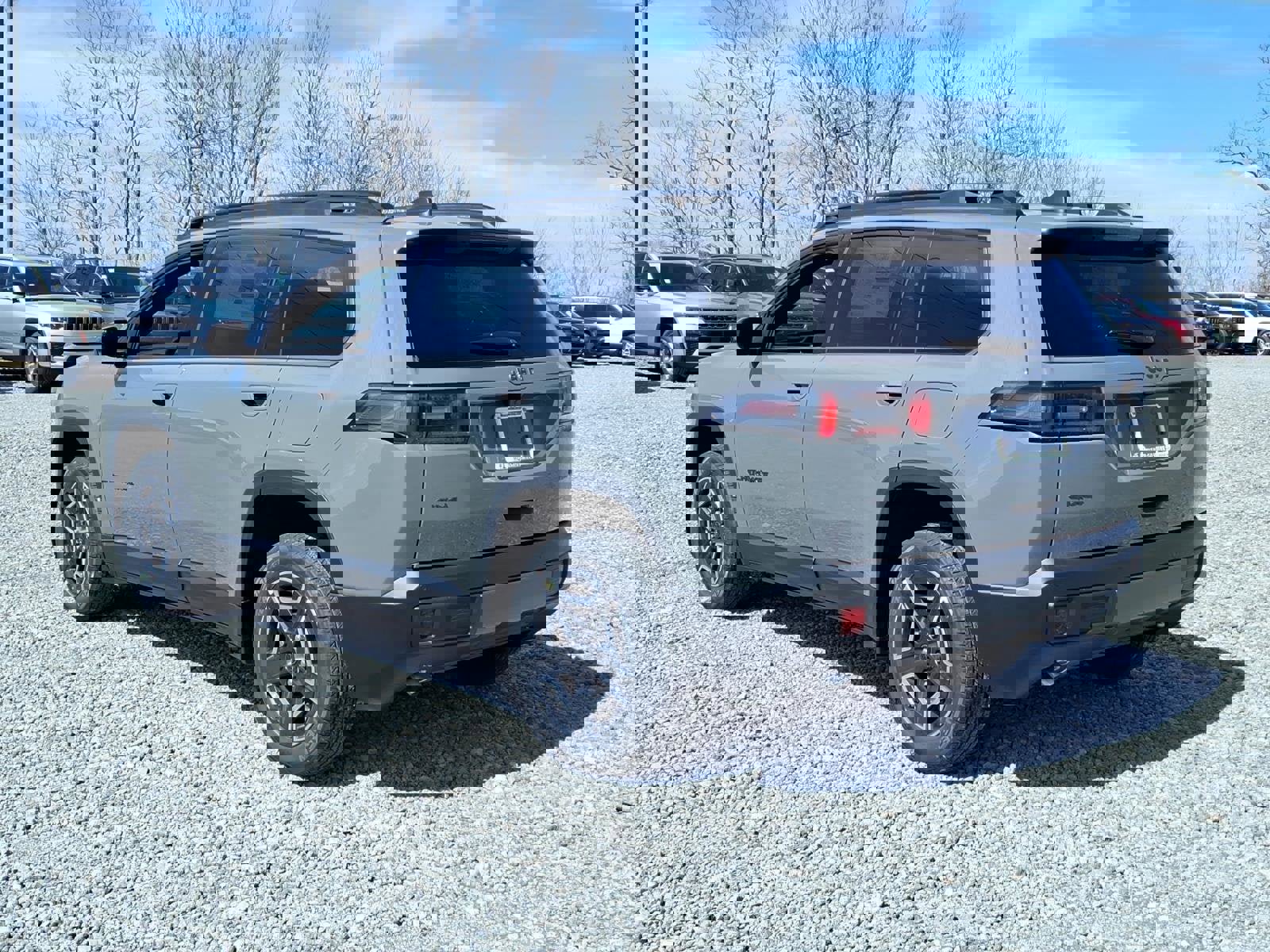 New 2026 Jeep Cherokee Laredo image 3