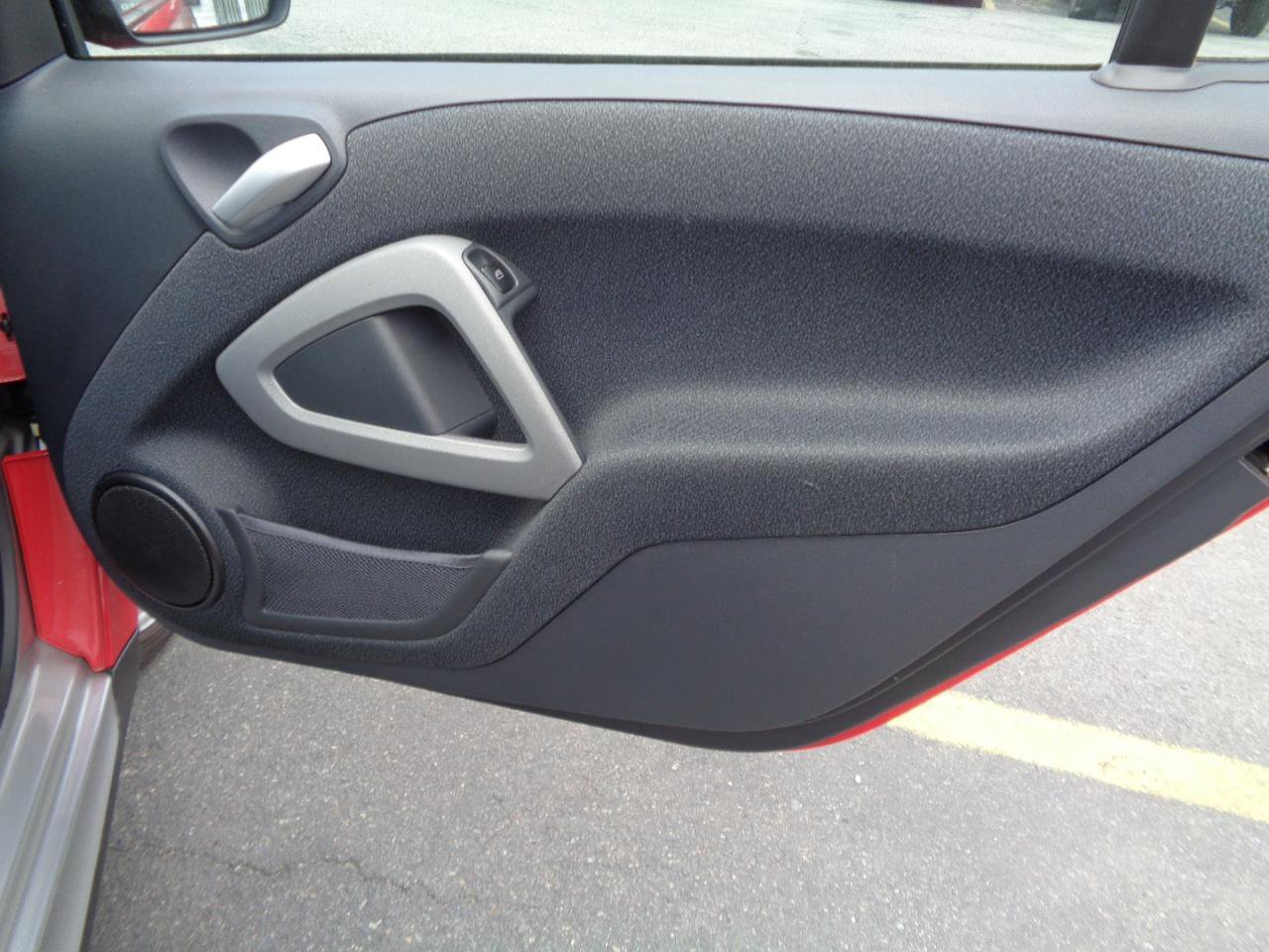 Used 2009 smart fortwo Coupe image 23