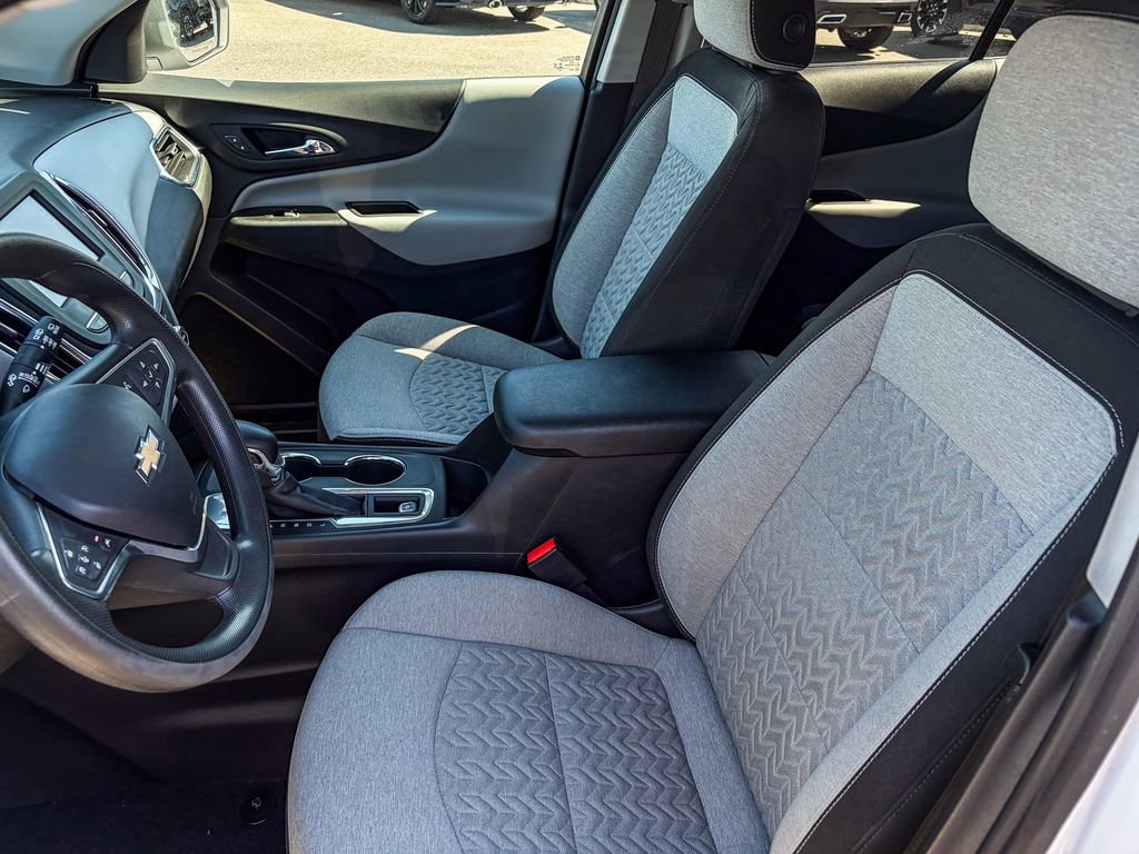 Used 2022 Chevrolet Equinox LS w/ LS Convenience Package image 38
