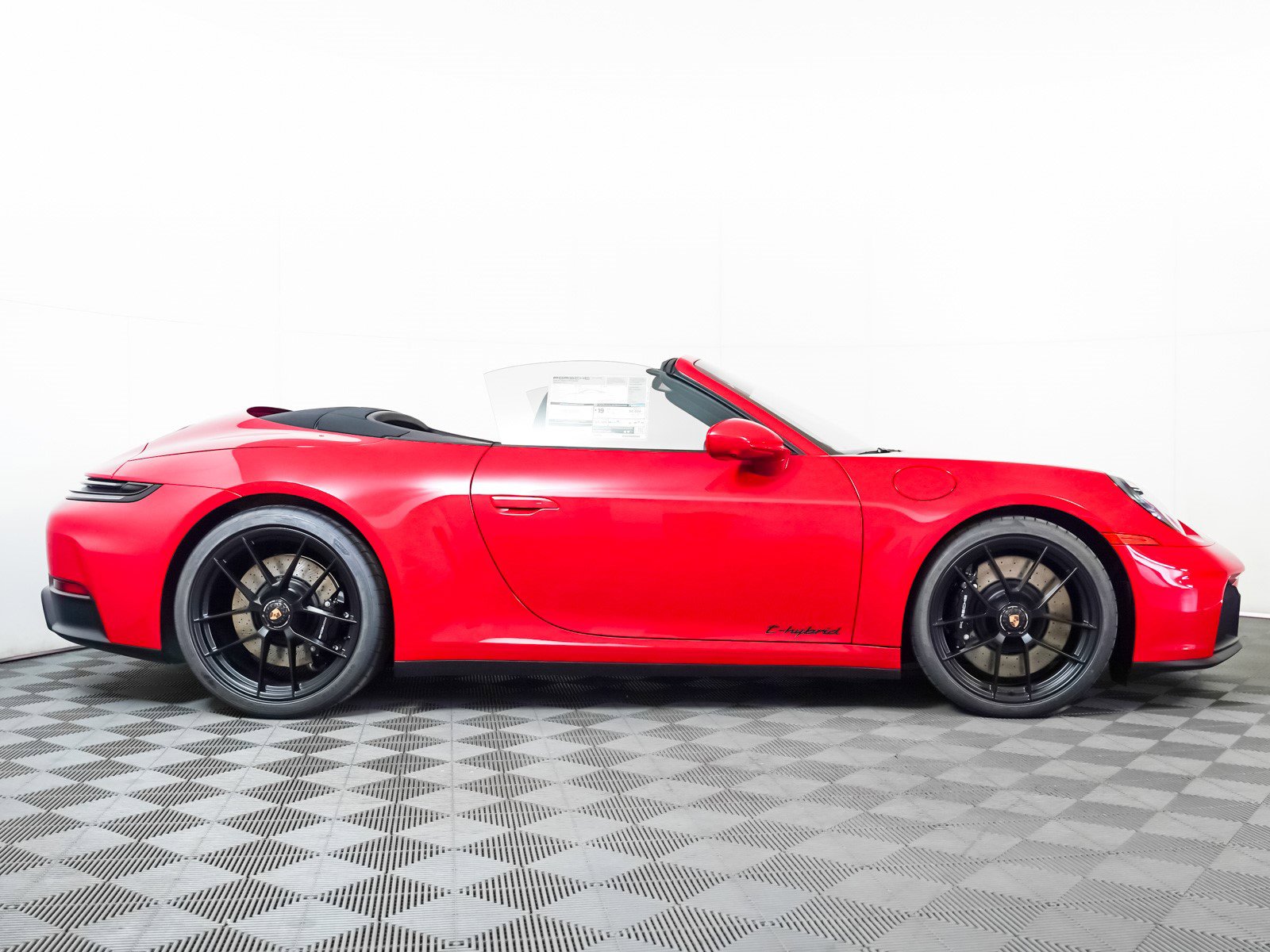 New 2026 Porsche 911 Carrera 4 GTS image 10