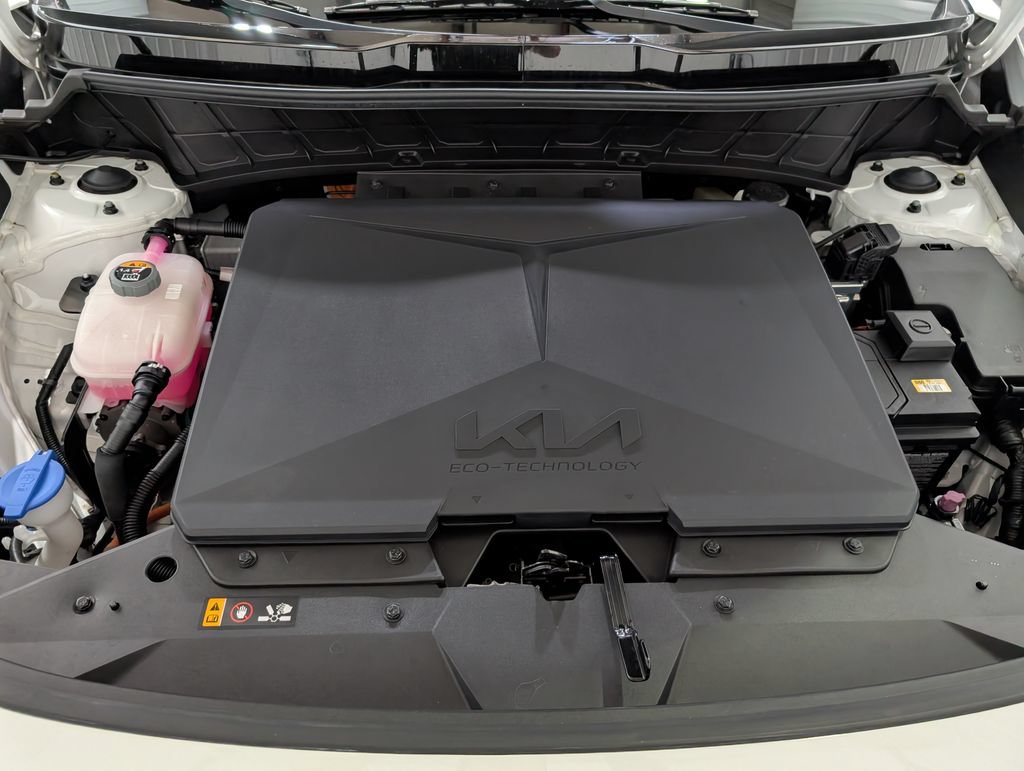 Used 2024 Kia Niro Wind FWD image 27