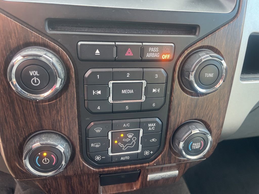 Used 2013 Ford F150 Lariat w/ Mid Equipment Group AWD/4WD image 26