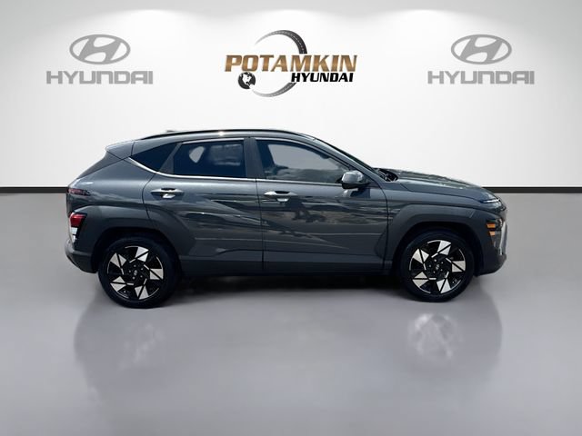 Certified 2024 Hyundai Kona SEL w/ Convenience Package FWD image 4