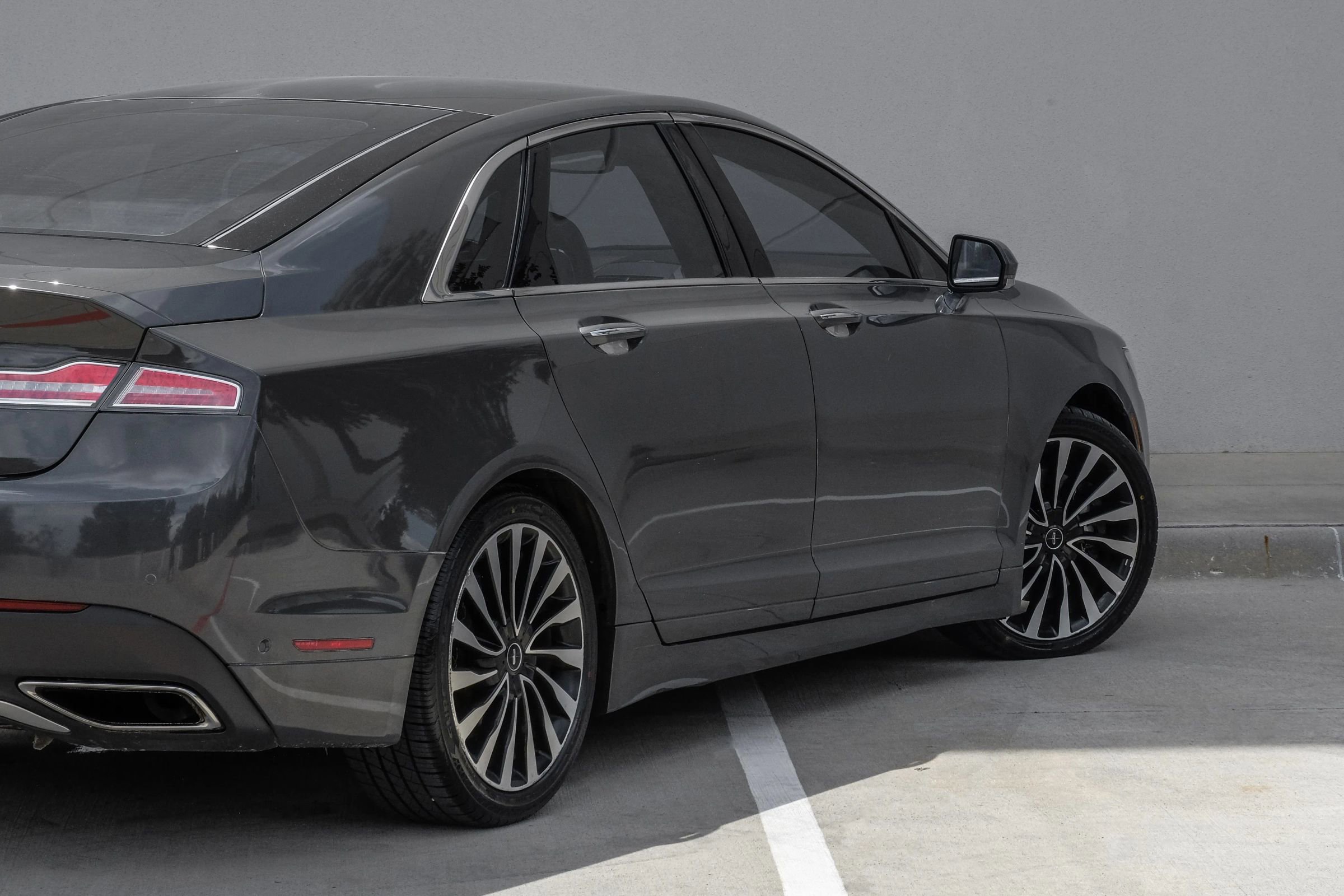 Used 2017 Lincoln MKZ Black Label w/ Technology Package AWD/4WD image 14