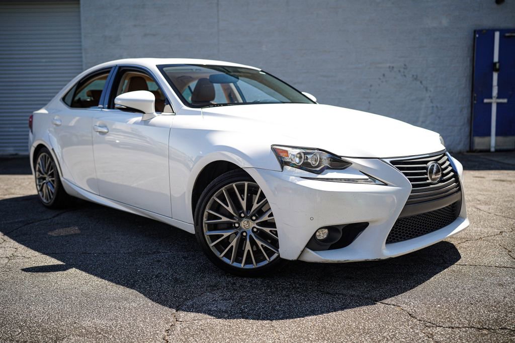 Used 2016 Lexus IS 200t w/ Premium Package RWD image 9