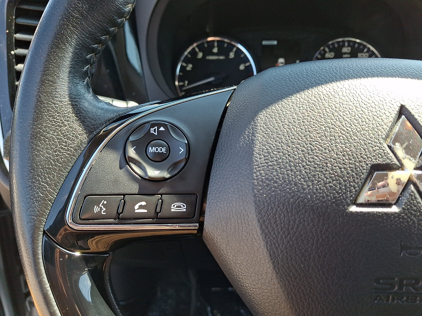 Used 2020 Mitsubishi Outlander ES AWD/4WD image 22