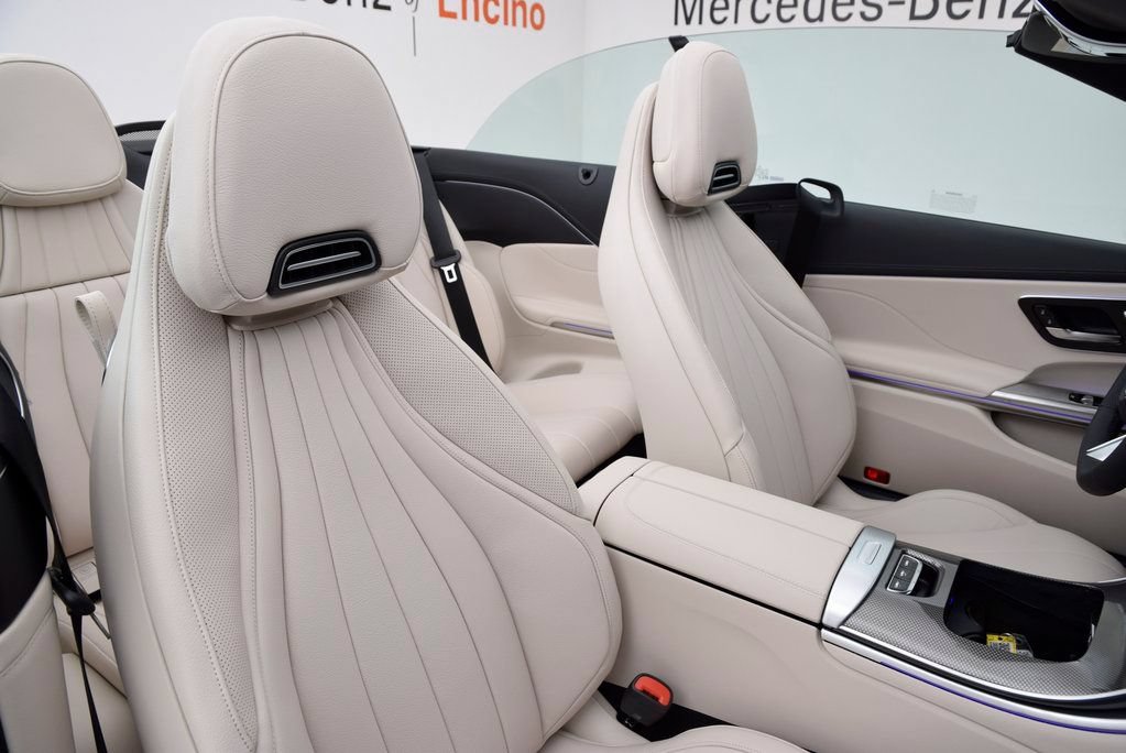 New 2026 Mercedes-Benz CLE 300 4MATIC Cabriolet image 17