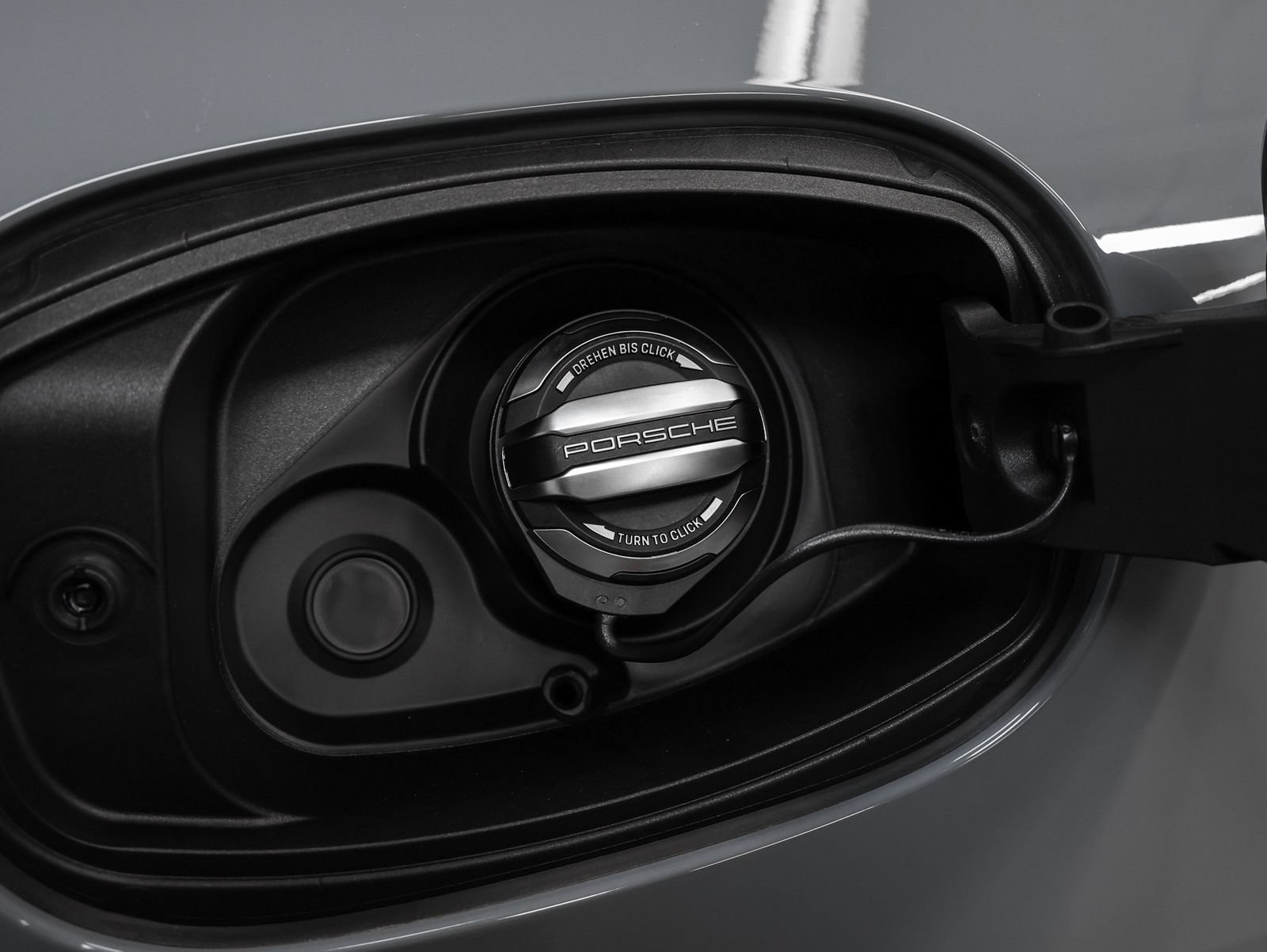New 2026 Porsche Cayenne S AWD/4WD image 18