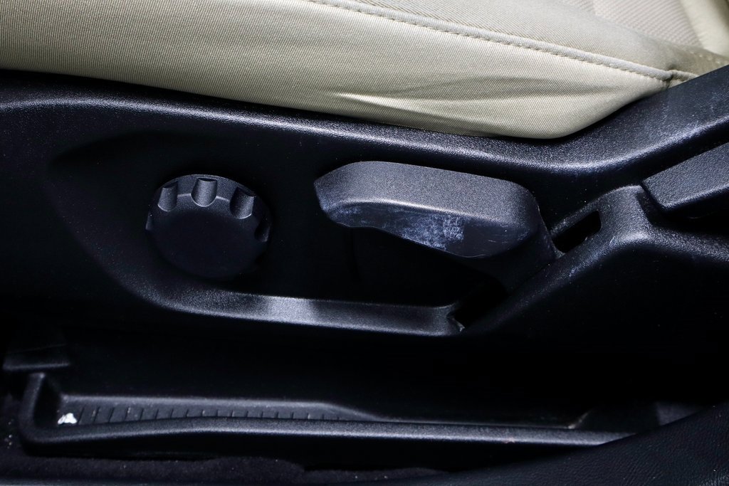 Certified 2022 Ford Edge SE image 24