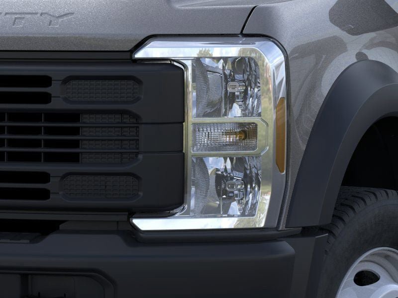 New 2026 Ford F550 4x4 Crew Cab image 18