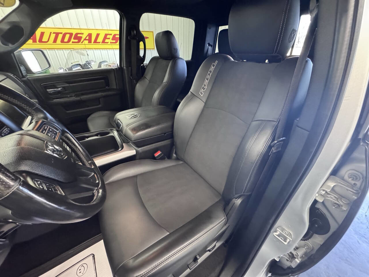 Used 2017 RAM 1500 Rebel image 22