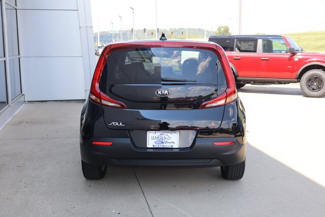 Used 2021 Kia Soul S FWD image 4