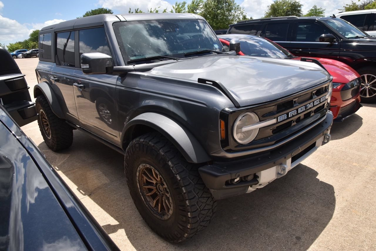 Certified 2023 Ford Bronco Outer Banks w/ Sasquatch Package AWD/4WD image 5
