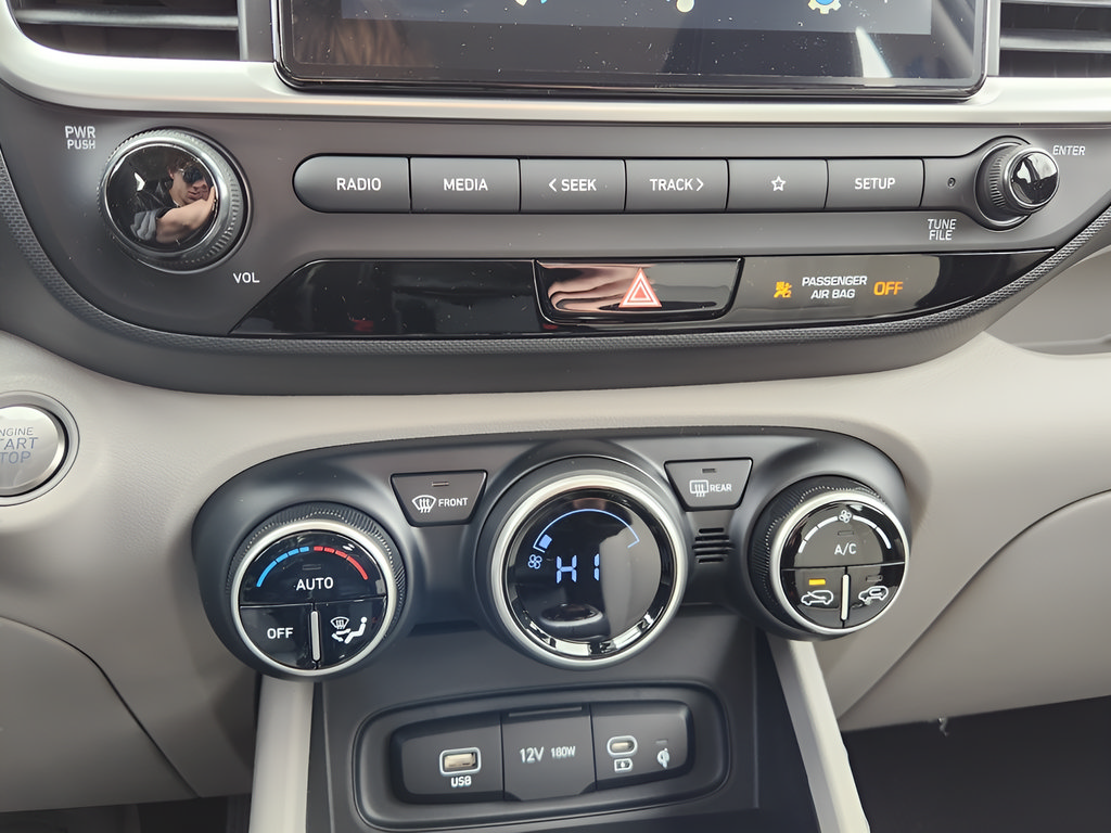New 2026 Hyundai Venue SEL FWD image 20