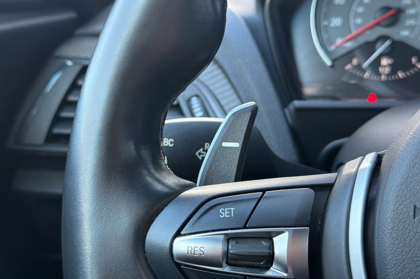 Used 2017 BMW M2 image 33