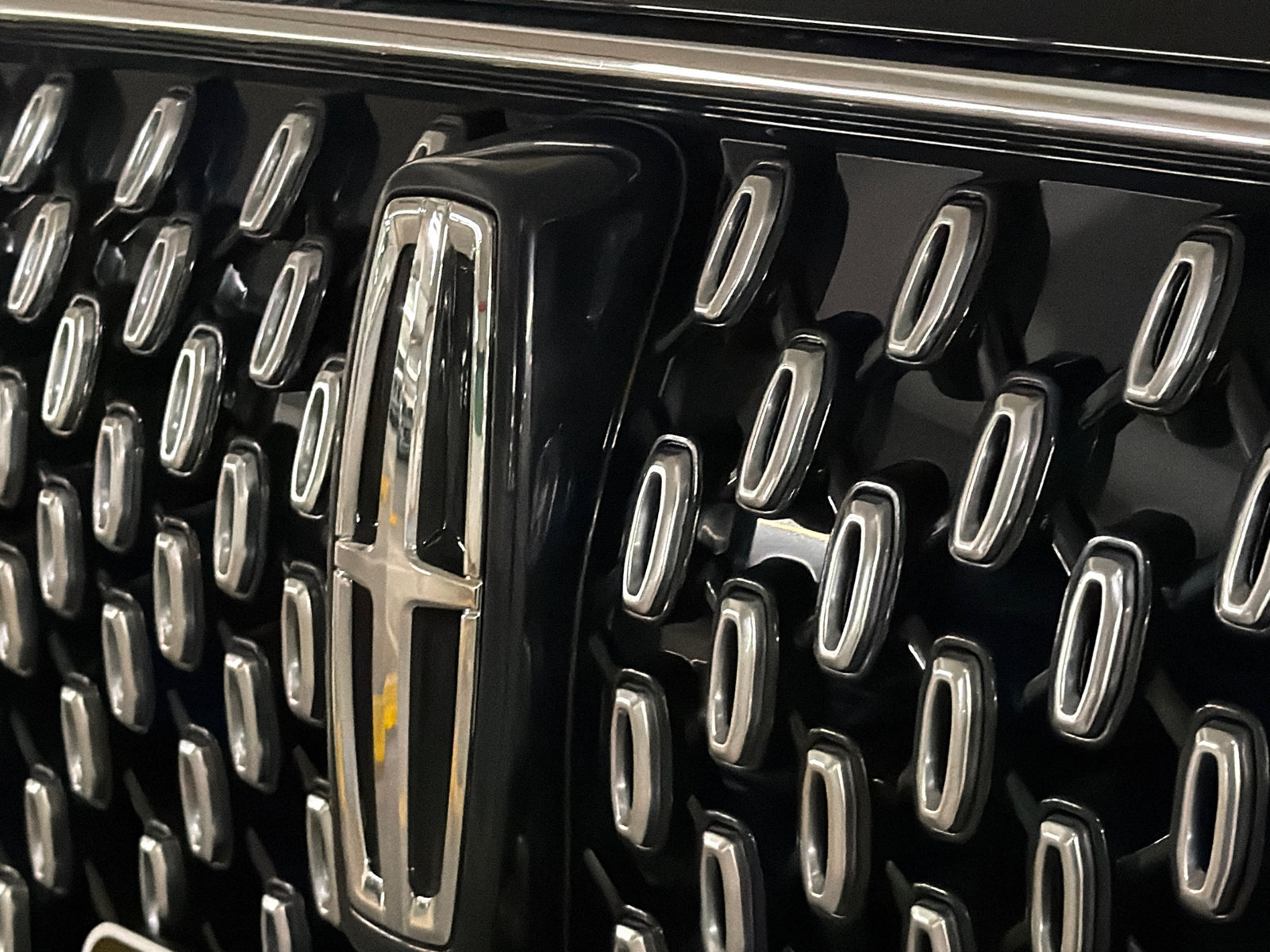 New 2027 Lincoln Aviator Reserve AWD/4WD image 14