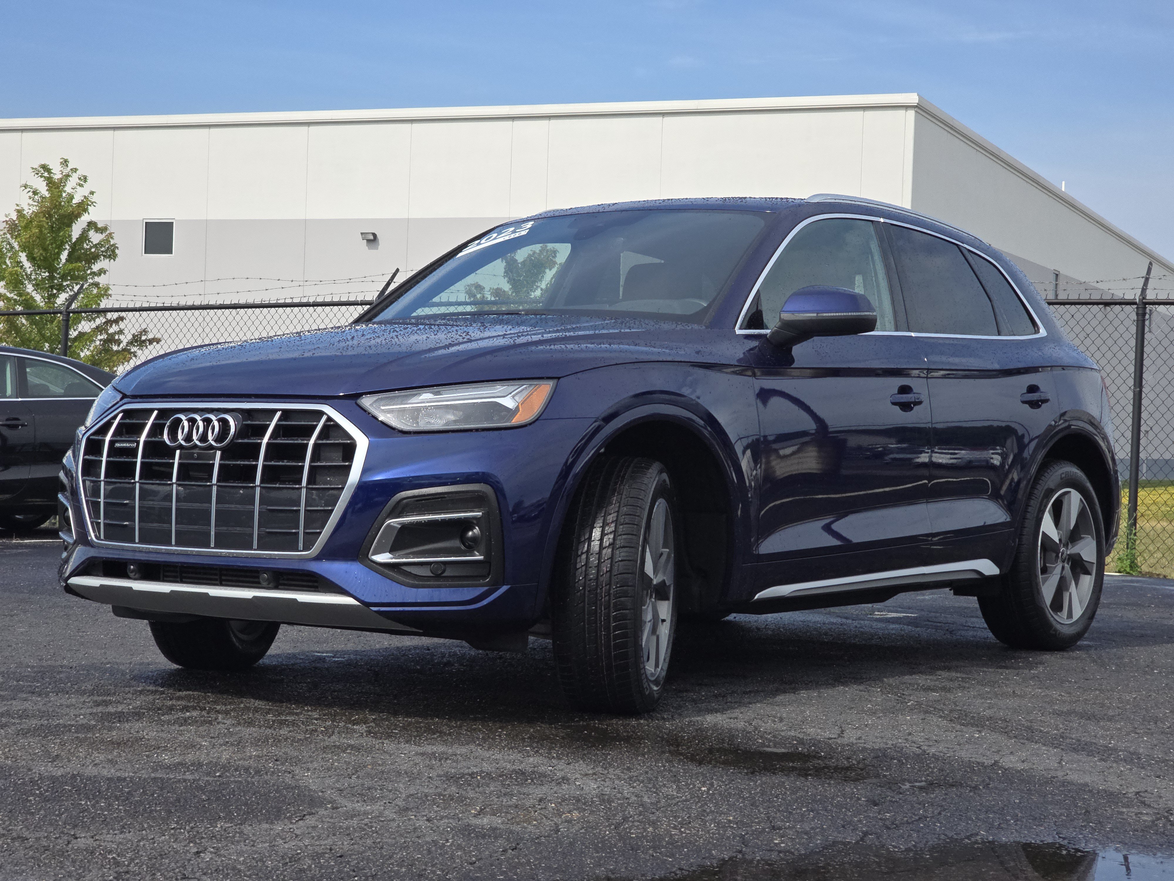 Certified 2023 Audi Q5 2.0T Premium Plus w/ Premium Plus Package AWD/4WD image 3