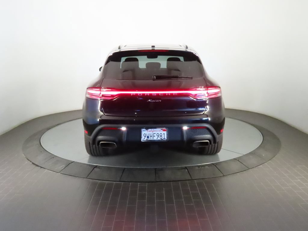 Certified 2026 Porsche Macan AWD/4WD image 6