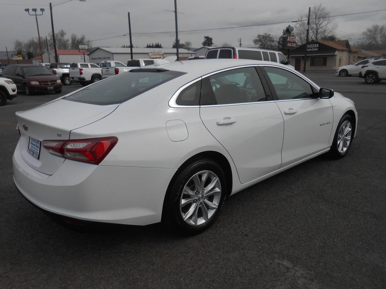 Used 2022 Chevrolet Malibu LT FWD image 9