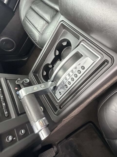 Used 2007 HUMMER H2 SUT AWD/4WD image 24