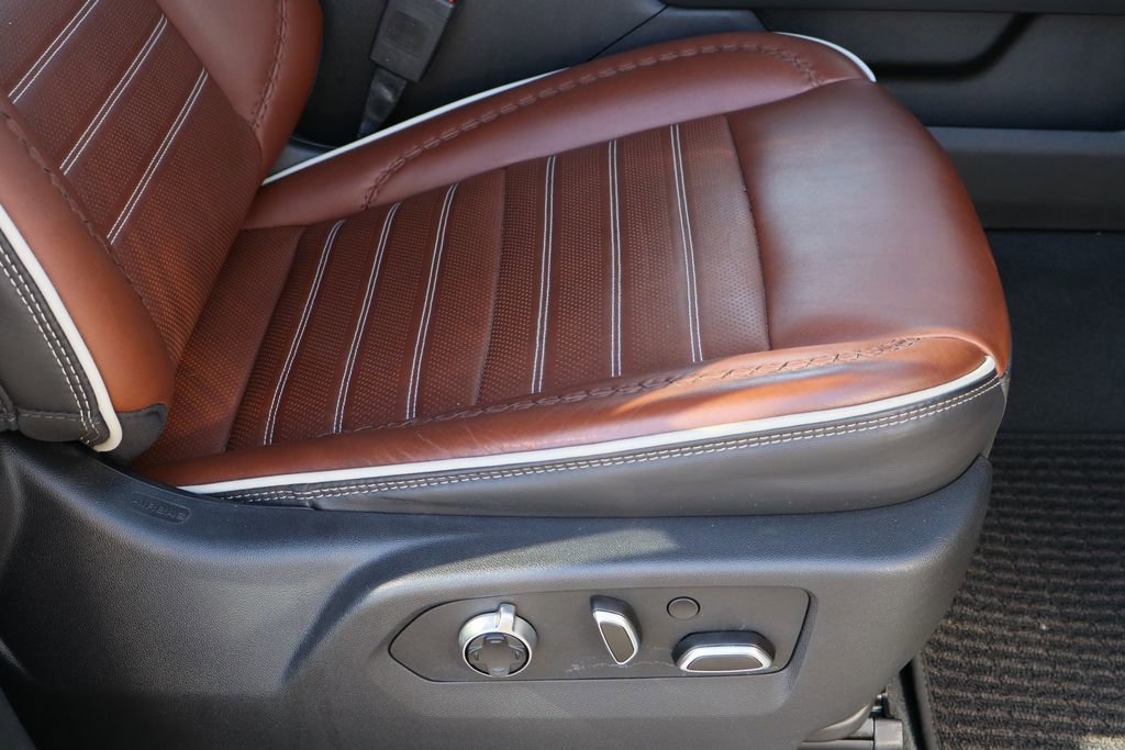 Used 2024 GMC Sierra 2500 Denali Ultimate image 33