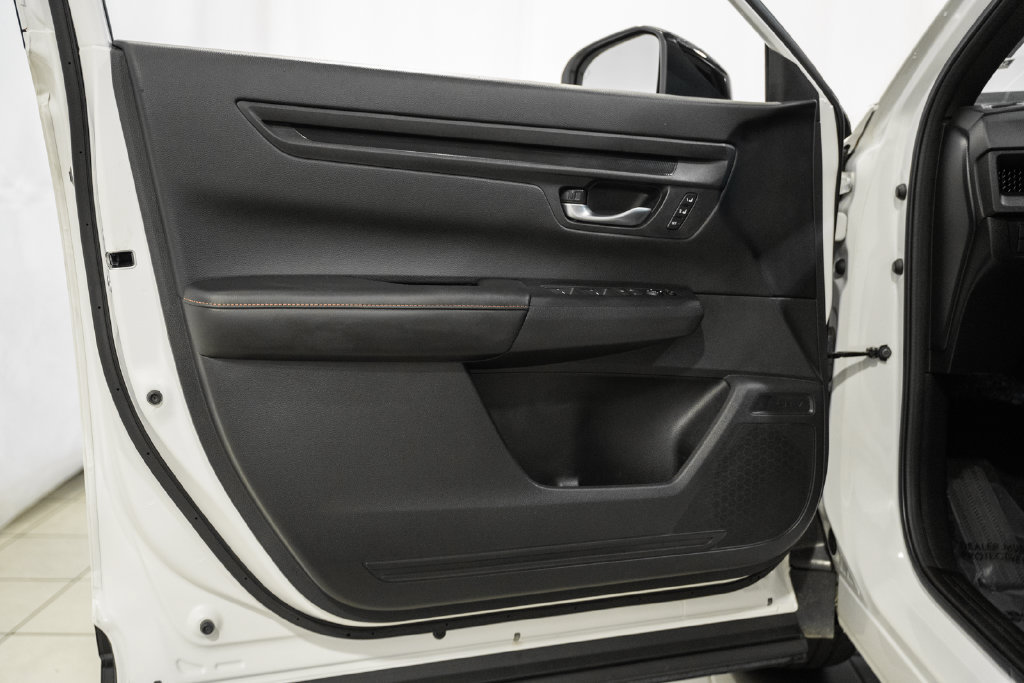 Used 2025 Honda CR-V Sport-L image 31