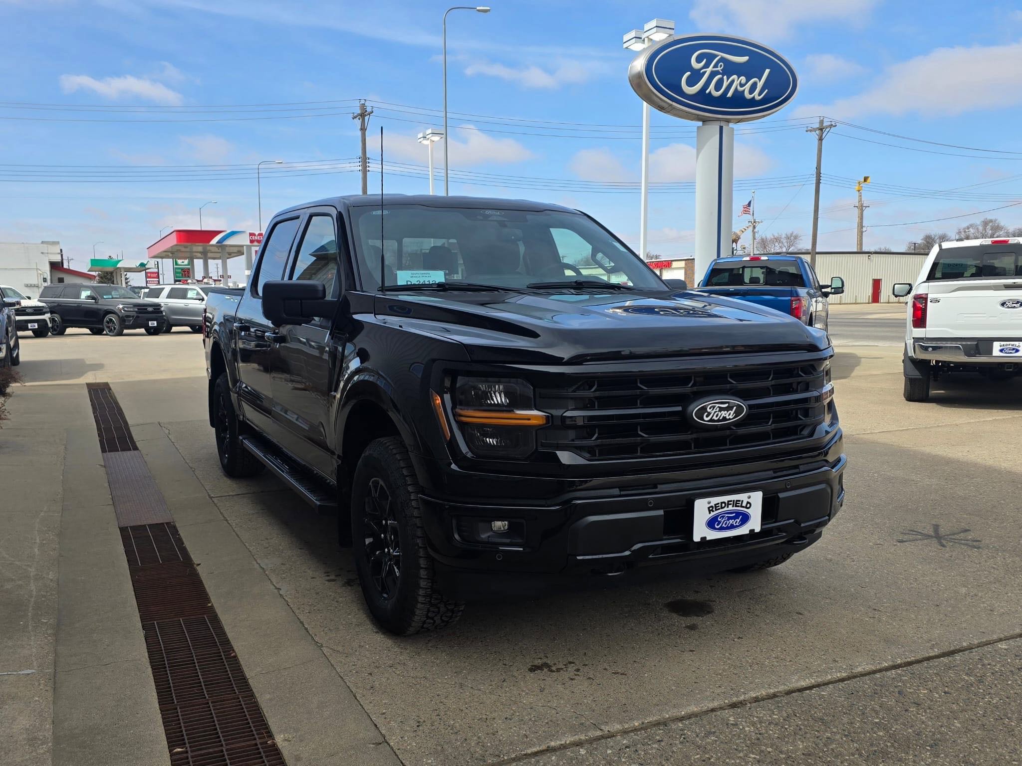 New 2025 Ford F150 XLT w/ Equipment Group 302A MID image 7