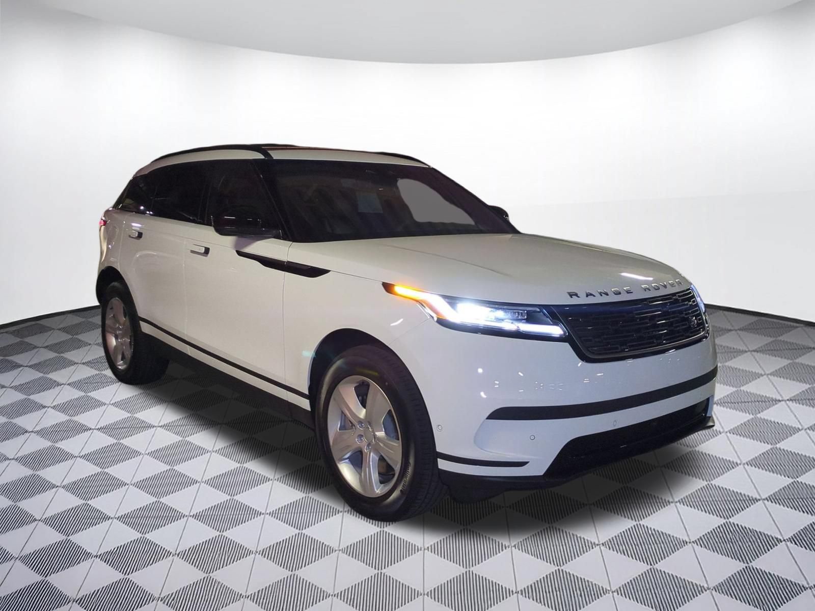 New 2026 Land Rover Range Rover Velar S AWD/4WD image 7
