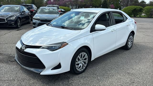 Used 2018 Toyota Corolla LE w/ Carpet Mat Package (TMS) image 3