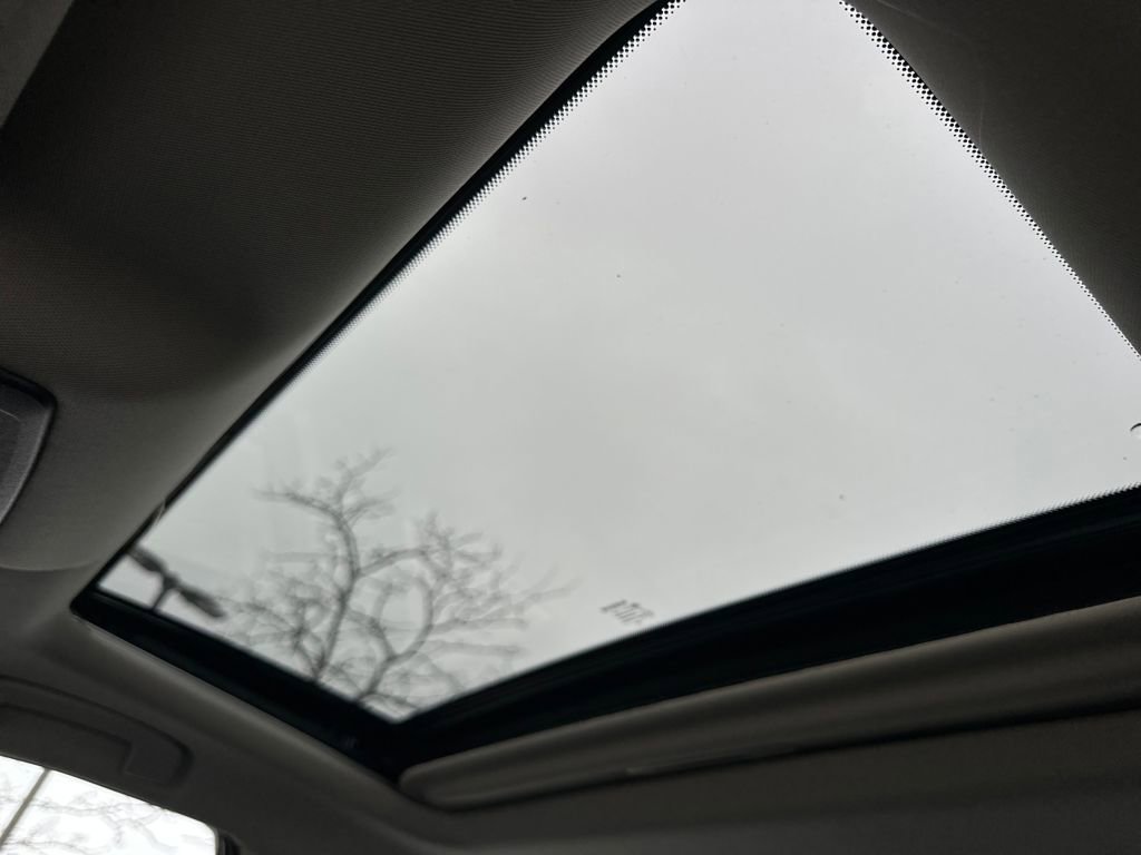 New 2025 Nissan Altima 2.5 SR w/ SR Premium Package image 29