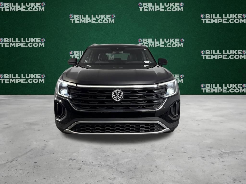 Used 2025 Volkswagen Atlas Cross Sport SE AWD/4WD image 4