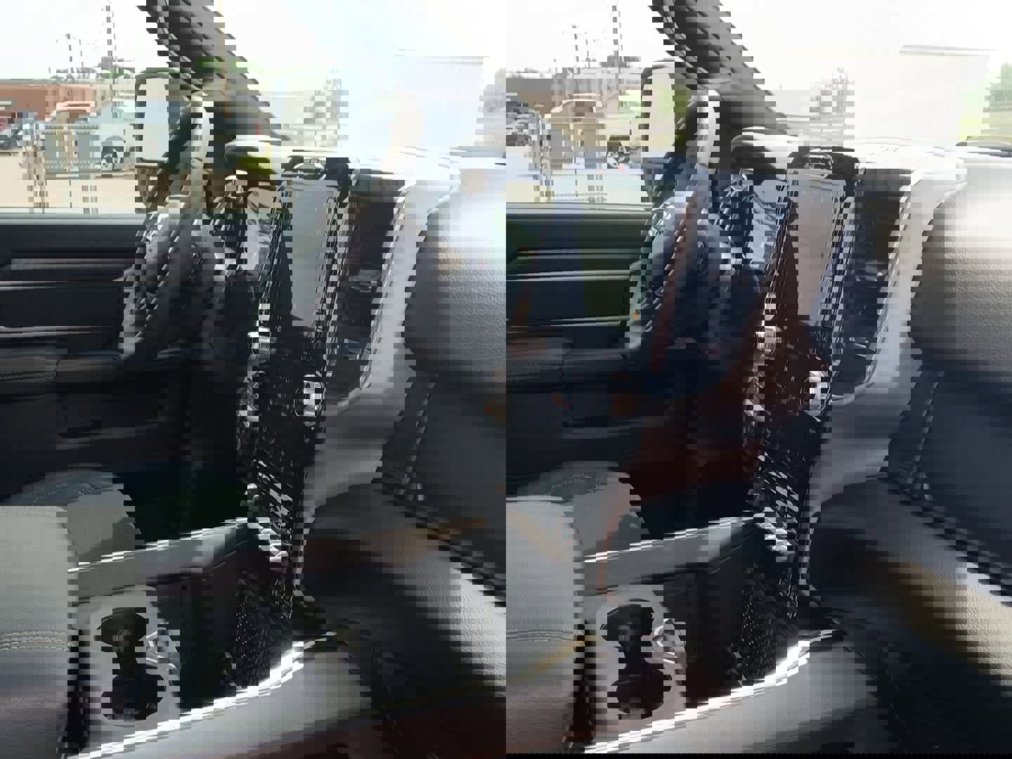 Used 2025 RAM 3500 Big Horn image 95