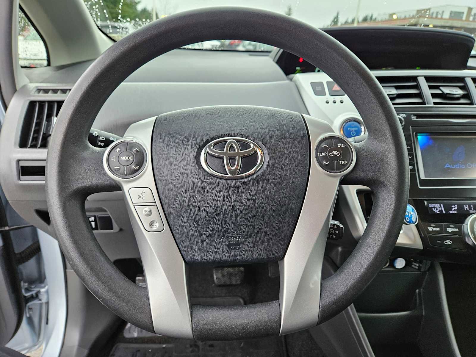 Used 2013 Toyota Prius V Three image 28