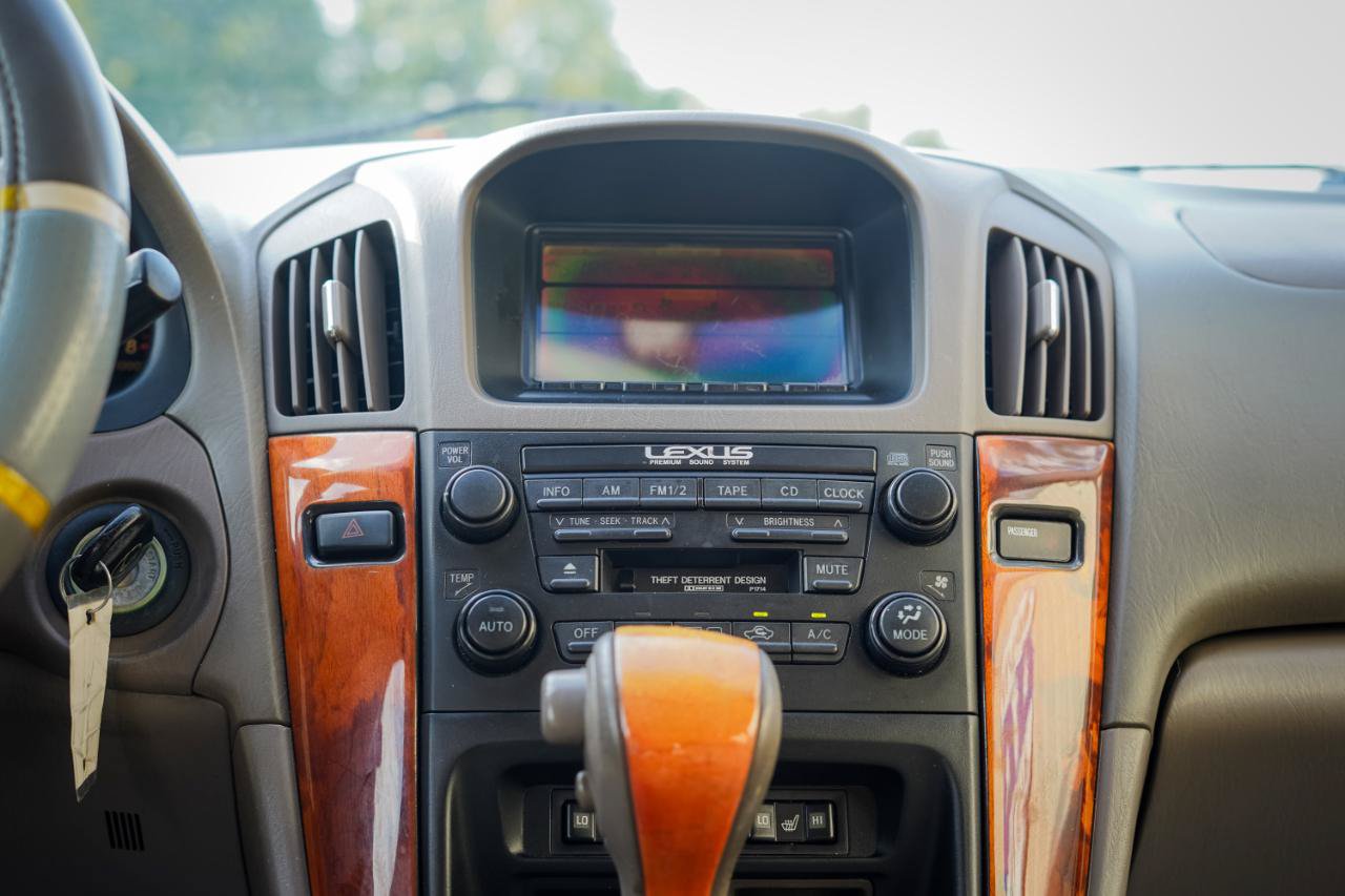 Used 2002 Lexus RX 300 4WD image 12