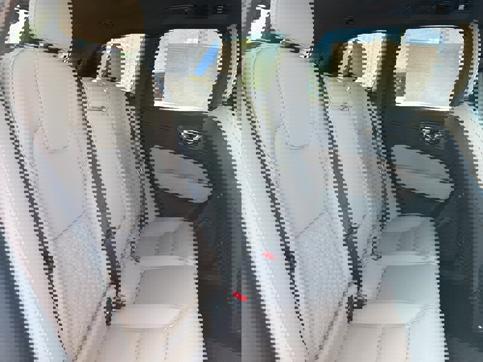 New 2026 Volvo XC60 B5 Plus w/ Protection Package Premier image 13