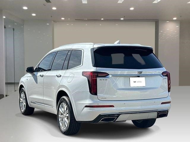 Certified 2024 Cadillac XT6 Luxury w/ LPO, Floor Liner Package AWD/4WD image 3