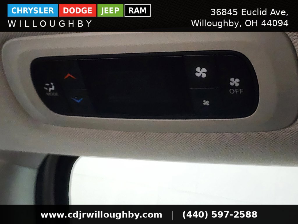 Used 2023 Chrysler Voyager LX FWD image 27