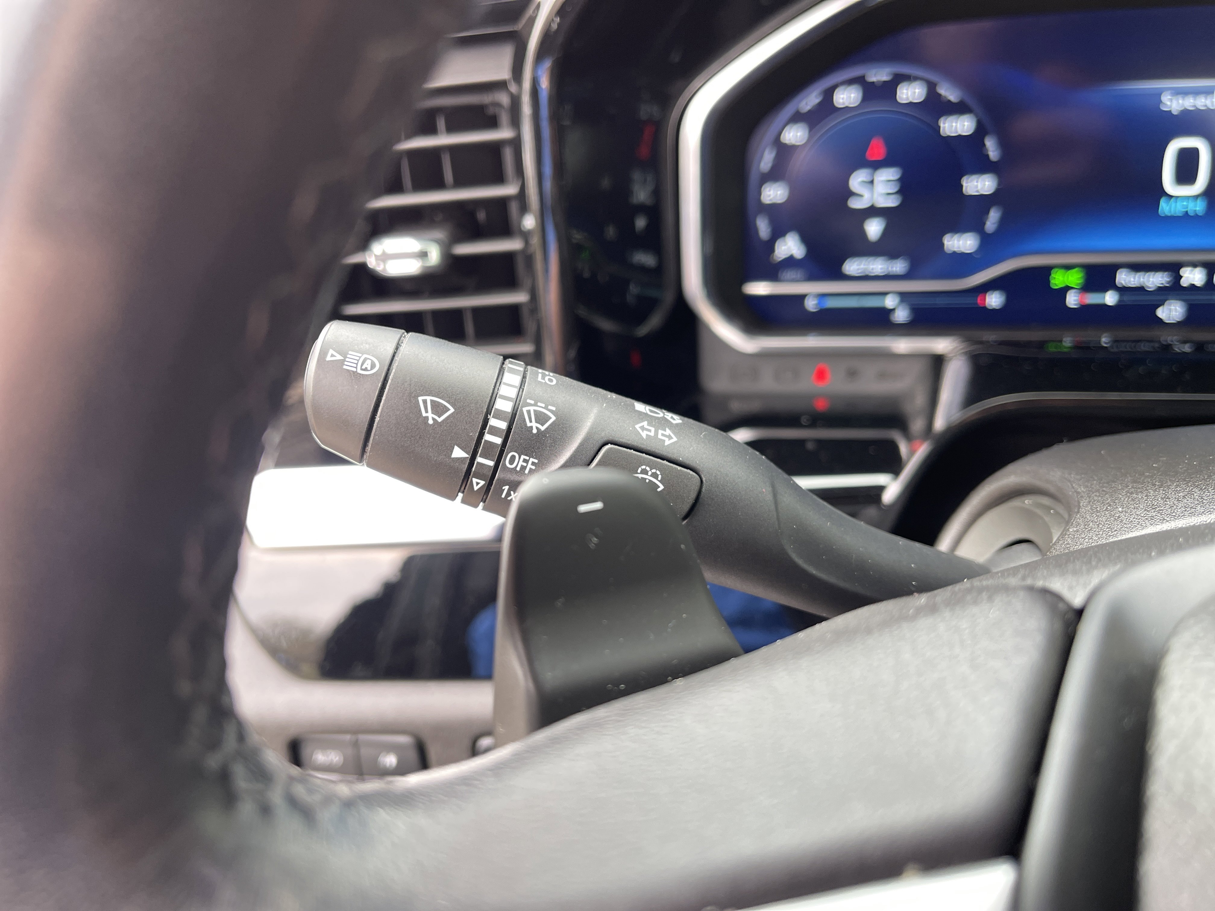 Used 2022 Chevrolet Silverado 1500 RST w/ Z71 Off-Road Package image 22