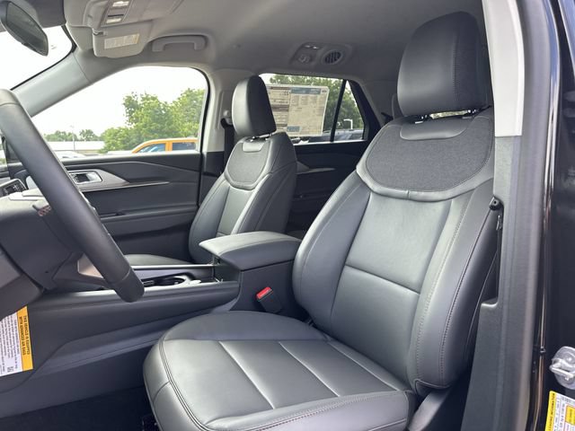New 2026 Ford Explorer Active w/ Active Comfort Package AWD/4WD image 15