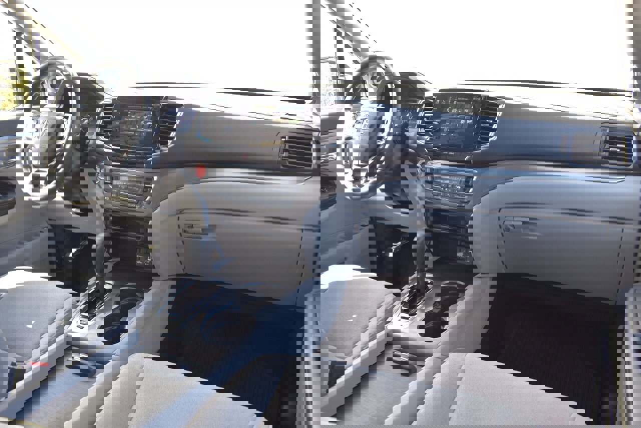 Used 2020 Honda Pilot EX image 12