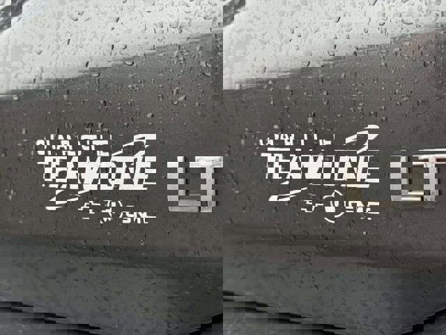 Used 2020 Chevrolet Equinox LT FWD image 31