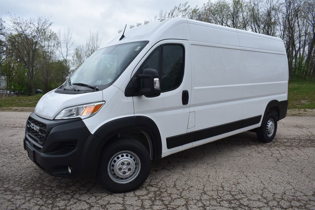 Used 2025 RAM ProMaster 2500 w/ Convenience Group FWD image 13