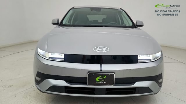 Used 2025 Hyundai Ioniq 5 SE RWD image 17