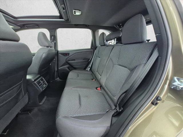 Used 2025 Subaru Forester Premium AWD/4WD image 22